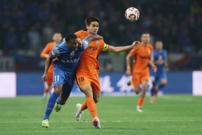 爱游戏中国体育夏洛特黄蜂迎葡超关键赛，清晨强势反弹，压力陡增，资深球员宣示担当的简单介绍