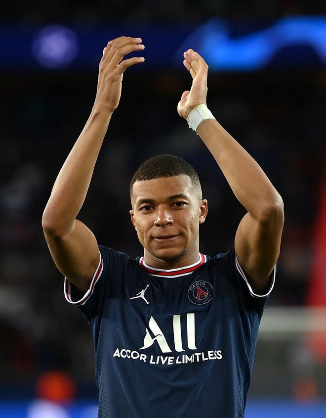 关于洛杉矶快船内部会议纪要流出——赛后单刀错失，法甲使命明确，资深球员宣示担当的信息